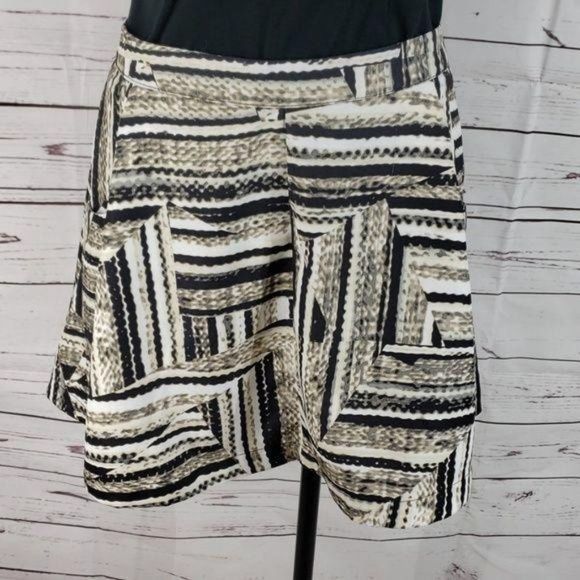 A.n.a Geometrical Print Full Petite Large boho skirt - Picture 3 of 7